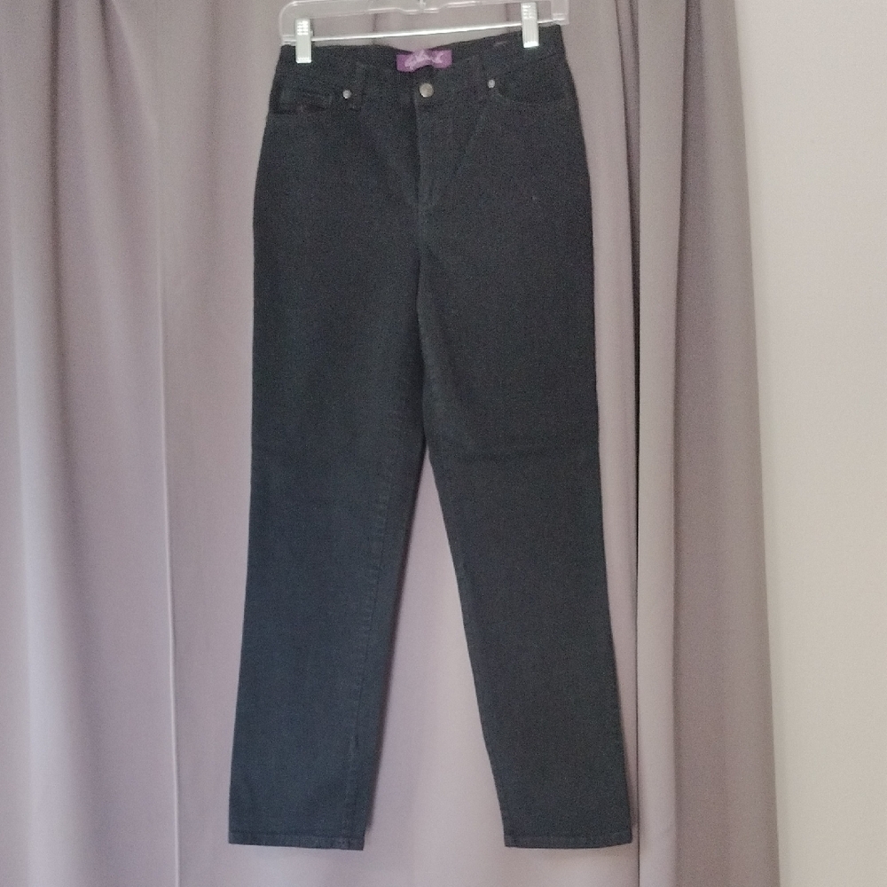 Gloria Vanderbilt Black Straight Leg Jeans
